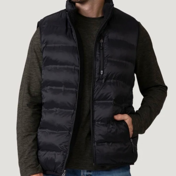 Free Country Other - Free Country Men's Puffer Vest in black extra large quilted comfort